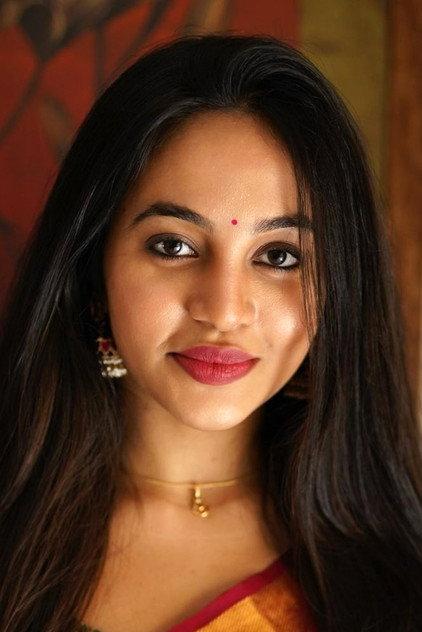 Bhavani Sre - Actor Profile Photo