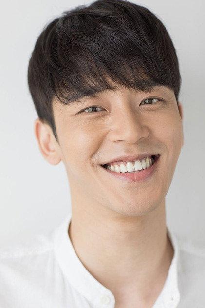 Seol Jung-hwan - Actor Profile Photo