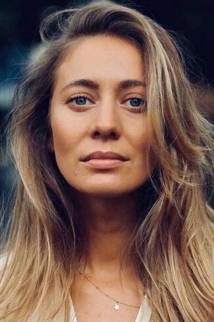 Natasza Lesniak - Actor Profile Photo