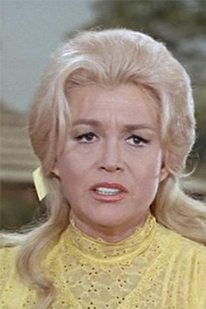 Caroline Richter - Actor Profile Photo