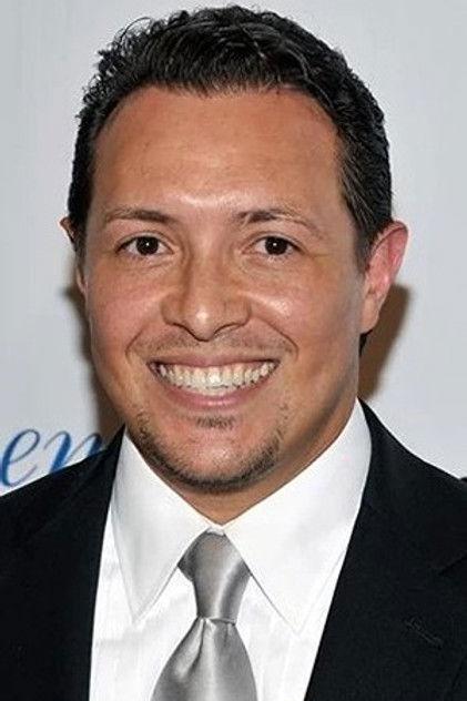 Hector Luis Bustamante - Actor Profile Photo