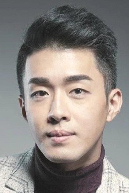 Terrence Huang - Actor Profile Photo