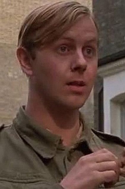 Robert Longden - Actor Profile Photo