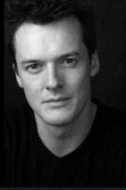 Del Synnott - Actor Profile Photo