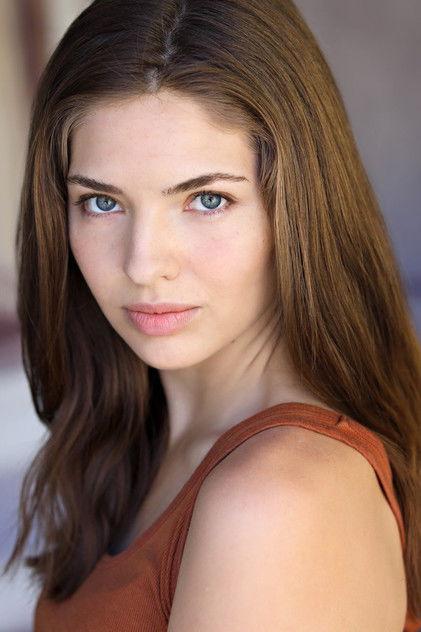Taylor Geare - Actor Profile Photo