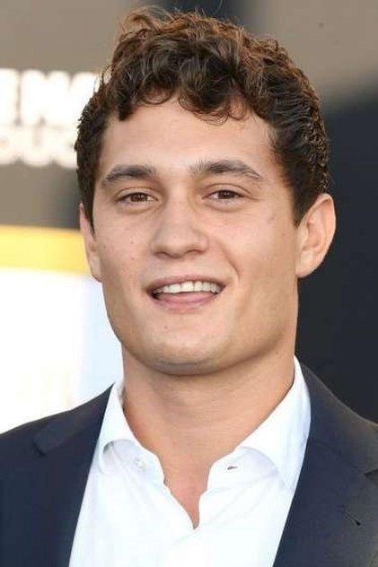 Rafi Gavron - Actor Profile Photo