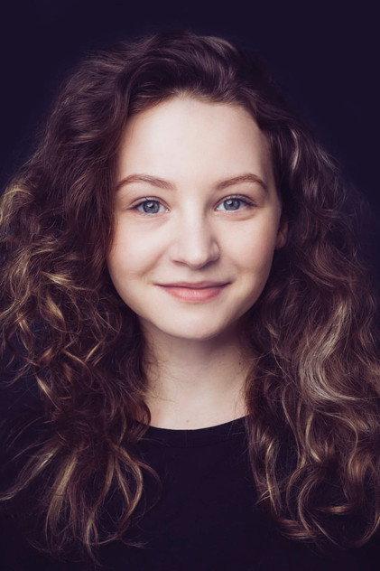 Viktória Šuplatová - Actor Profile Photo