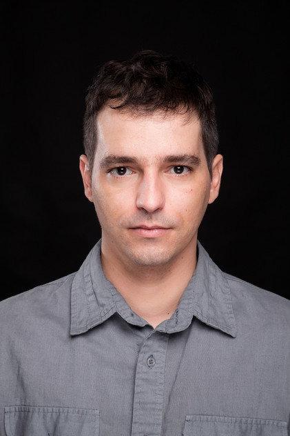 Erik Probanza - Actor Profile Photo