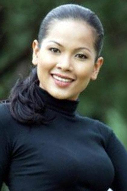 Salina Saibi - Actor Profile Photo