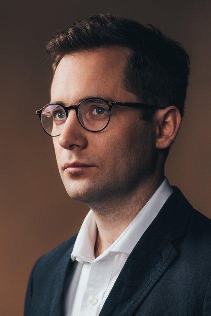 Sam Crane - Actor Profile Photo