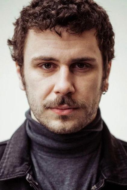 Théo Navarro-Mussy - Actor Profile Photo