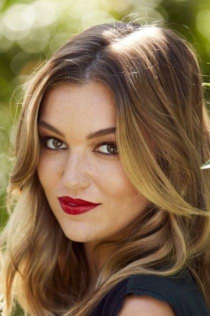 Lili Simmons - Actor Profile Photo