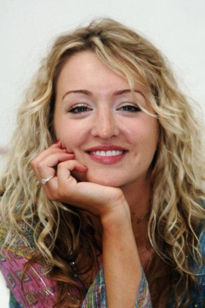 Daisy Aitkens - Actor Profile Photo