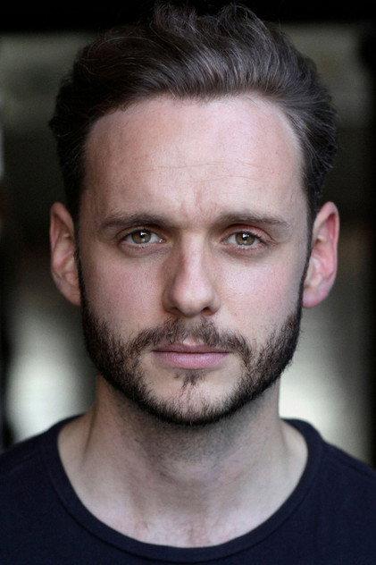 Wim Snape - Actor Profile Photo