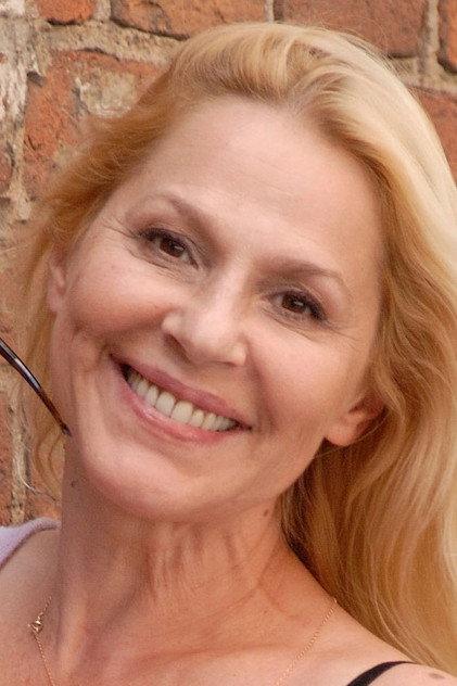Anna Kamenkova - Actor Profile Photo