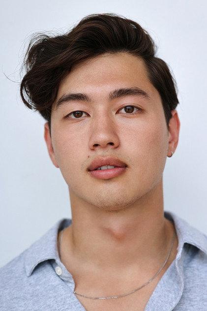 Eddy Maday - Actor Profile Photo