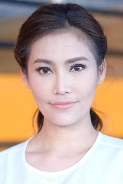 Meenay Jutai - Actor Profile Photo