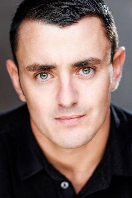 Stuart Wells - Actor Profile Photo