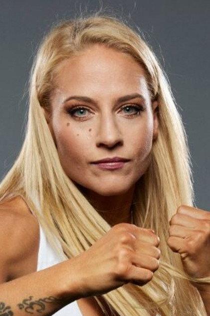 Ebanie Bridges - Actor Profile Photo