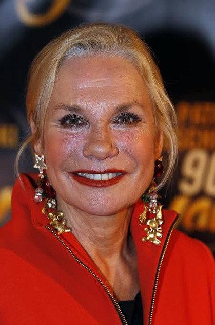 Monique van de Ven - Actor Profile Photo