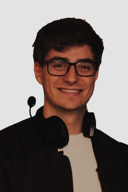 Iván Lassig - Actor Profile Photo