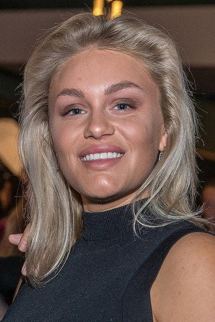 Roxanne Kwant - Actor Profile Photo