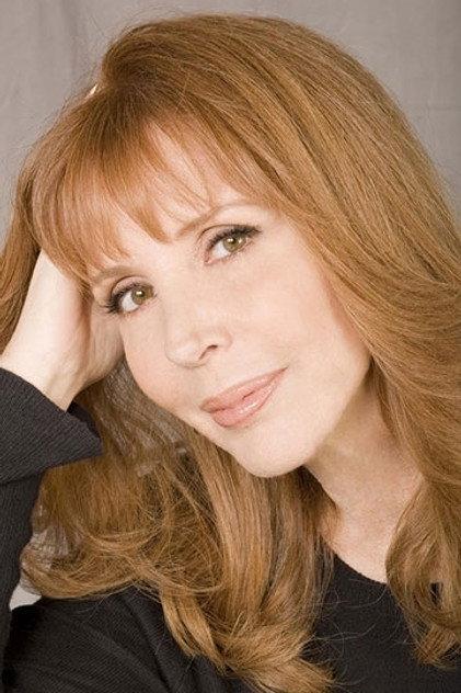 Kelly Holland - Actor Profile Photo