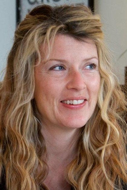 Karine Pelletier - Actor Profile Photo