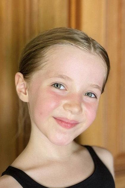 Bade Arazlı - Actor Profile Photo