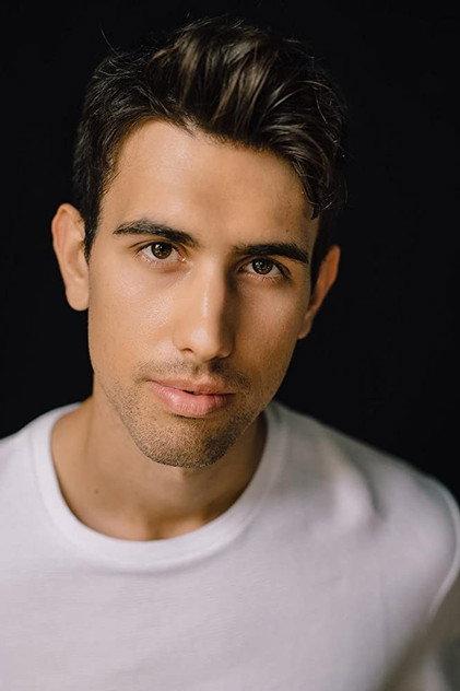 Riun Garner - Actor Profile Photo