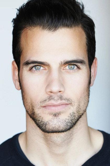 Thomas Beaudoin - Actor Profile Photo