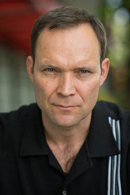 Eric Breker - Actor Profile Photo