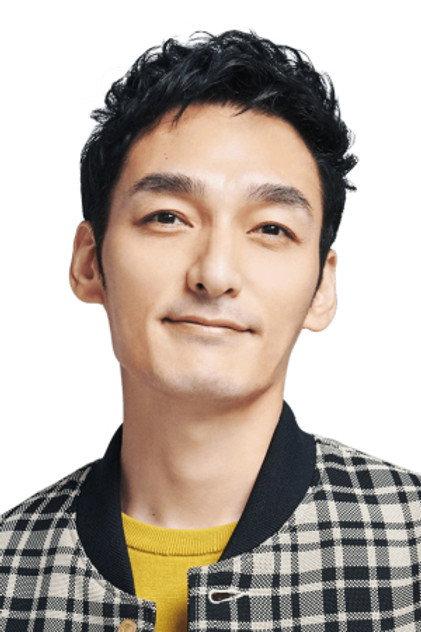 Tsuyoshi Kusanagi - Actor Profile Photo