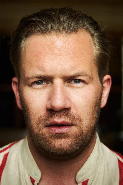 Nico Holonics - Actor Profile Photo