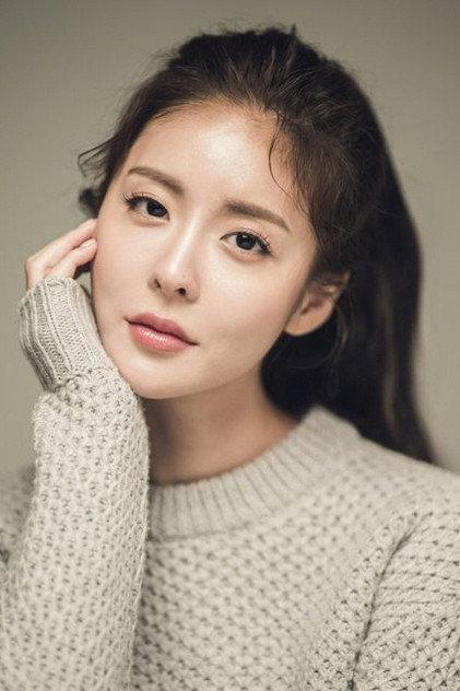 Jin Ye-sol - Actor Profile Photo