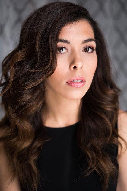 Carissa Valès - Actor Profile Photo