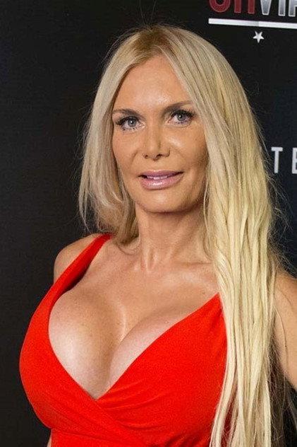 Yola Berrocal - Actor Profile Photo
