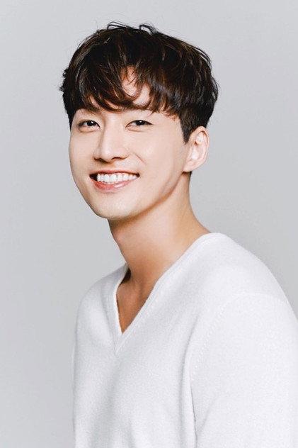Baek Min-hyun - Actor Profile Photo