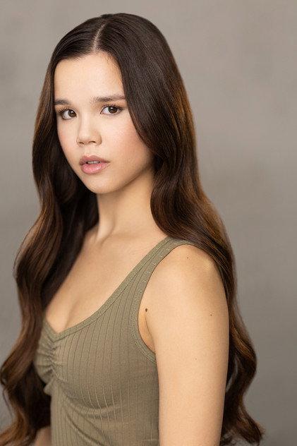 Sophie Thom - Actor Profile Photo