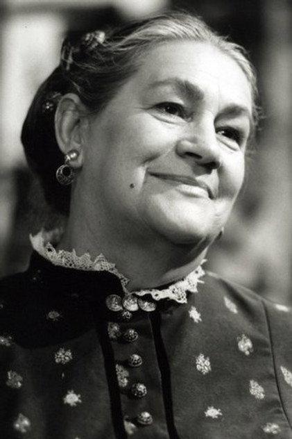 Paula Braend - Actor Profile Photo