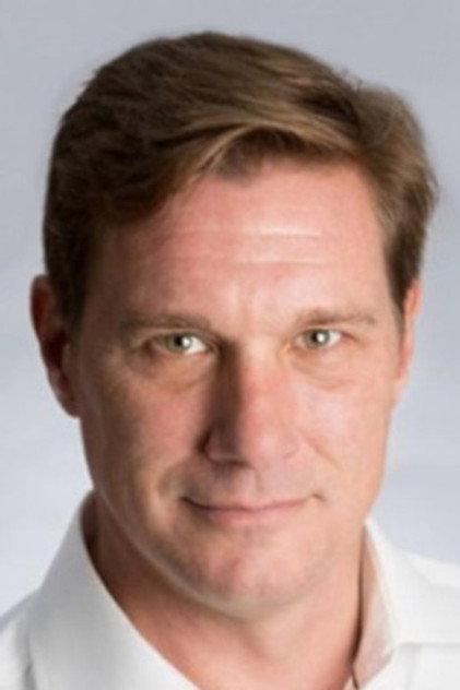 Alex Dee - Actor Profile Photo