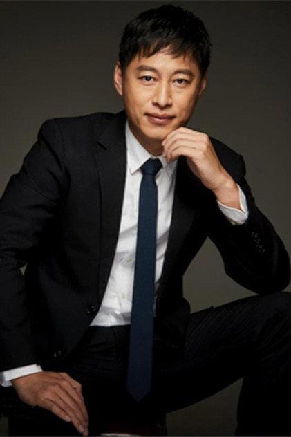 Yunpeng Xie - Actor Profile Photo
