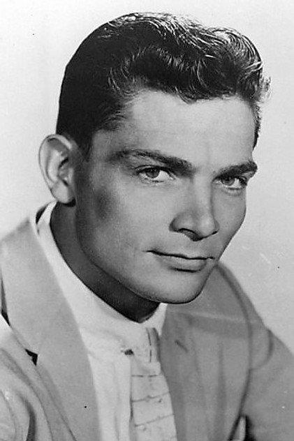 Larry Pennell - Actor Profile Photo