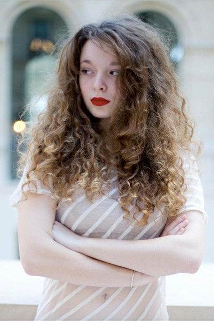 Cosima Bevernaege - Actor Profile Photo