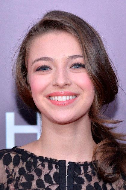 Ariane Rinehart - Actor Profile Photo