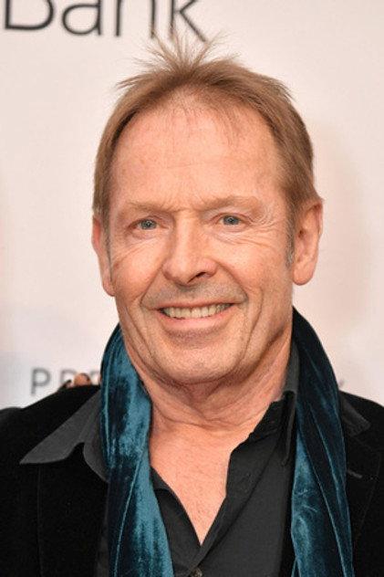 Simon Kirke - Actor Profile Photo