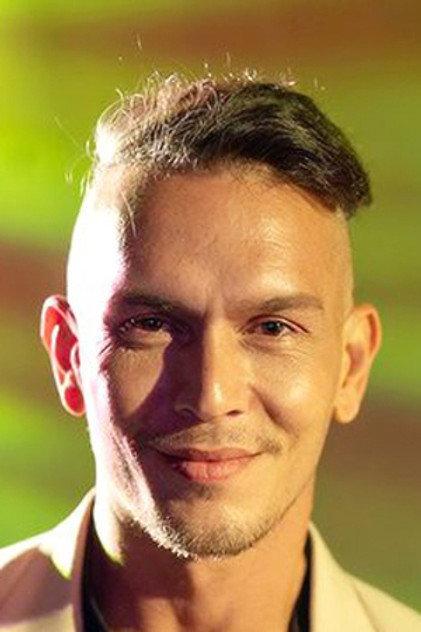 Jonathan Holman - Actor Profile Photo