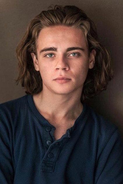 Christopher Dylan White - Actor Profile Photo