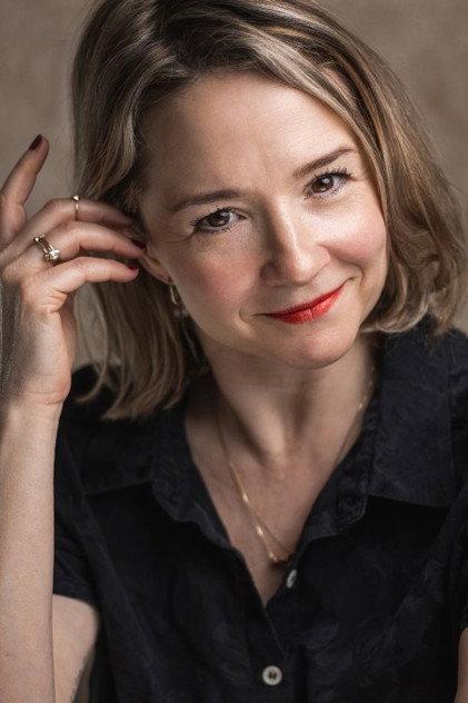 Rebecca Callard - Actor Profile Photo