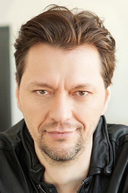 Hugo Giroux - Actor Profile Photo